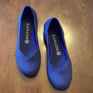 Navy Blue Rothy’s. Size 8.